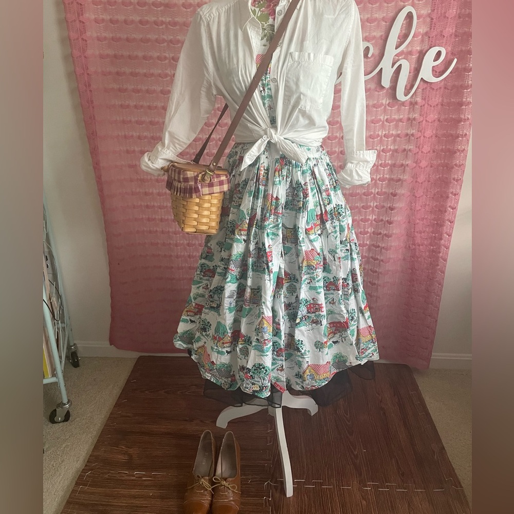 ‘50’s/‘60s inspired Bernie Dexter pinup country prairie rural town print dress🏡💕